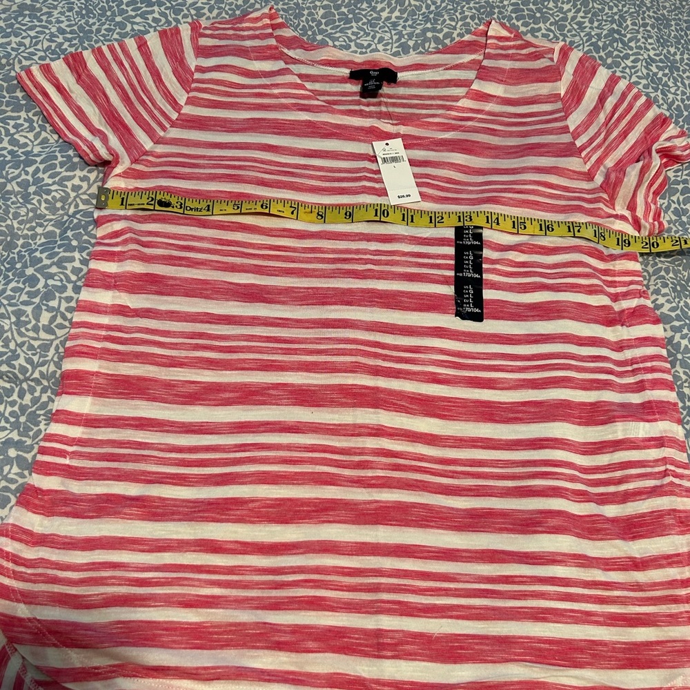 GAP Woman’s Pink/White Stripes Shirt NWT Large